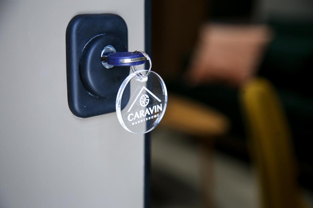 Caravin Wanderhome, 5 Min From Metro Nea Ionia Athens Ngoại thất bức ảnh