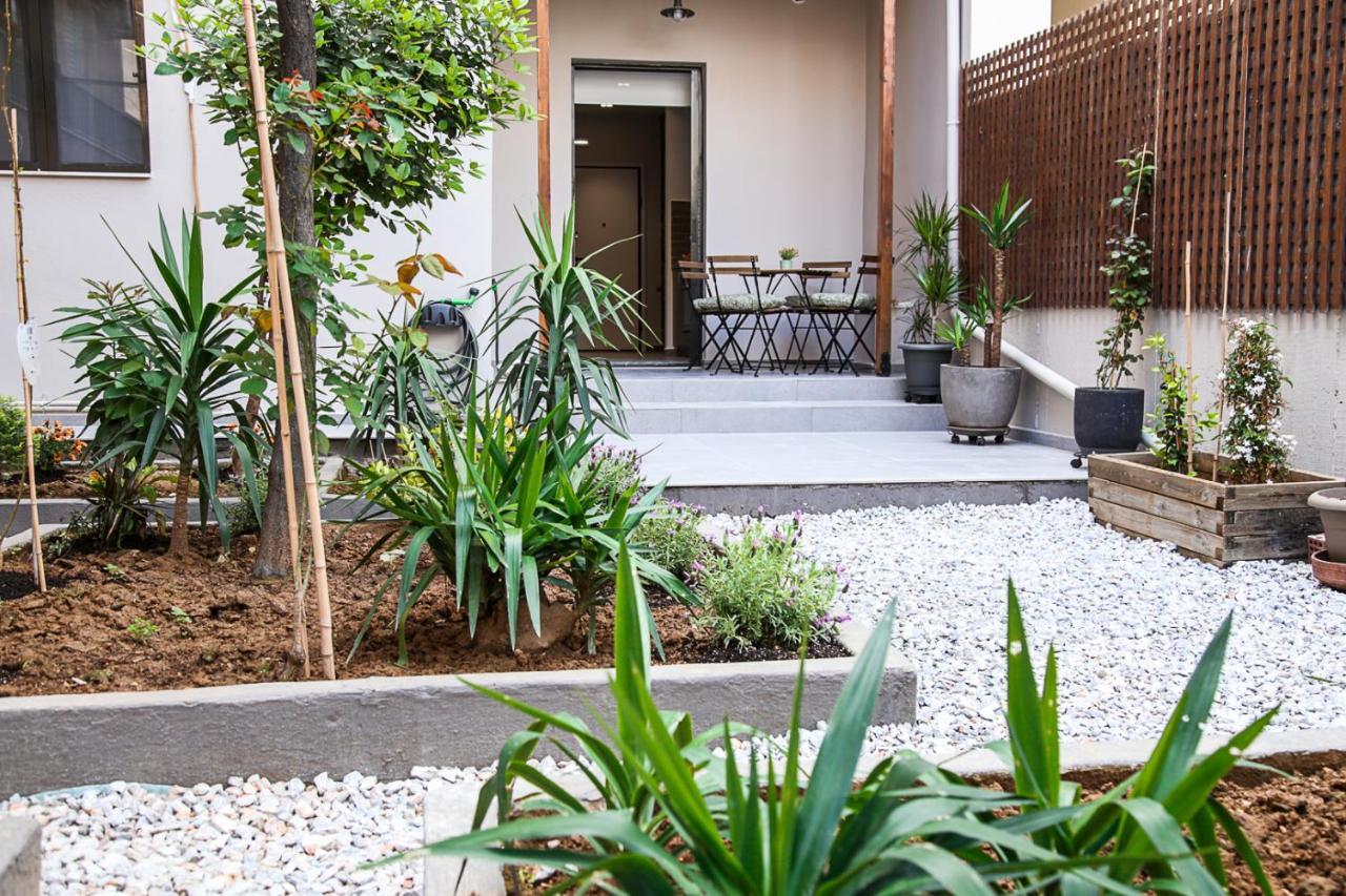 Caravin Wanderhome, 5 Min From Metro Nea Ionia Athens Ngoại thất bức ảnh