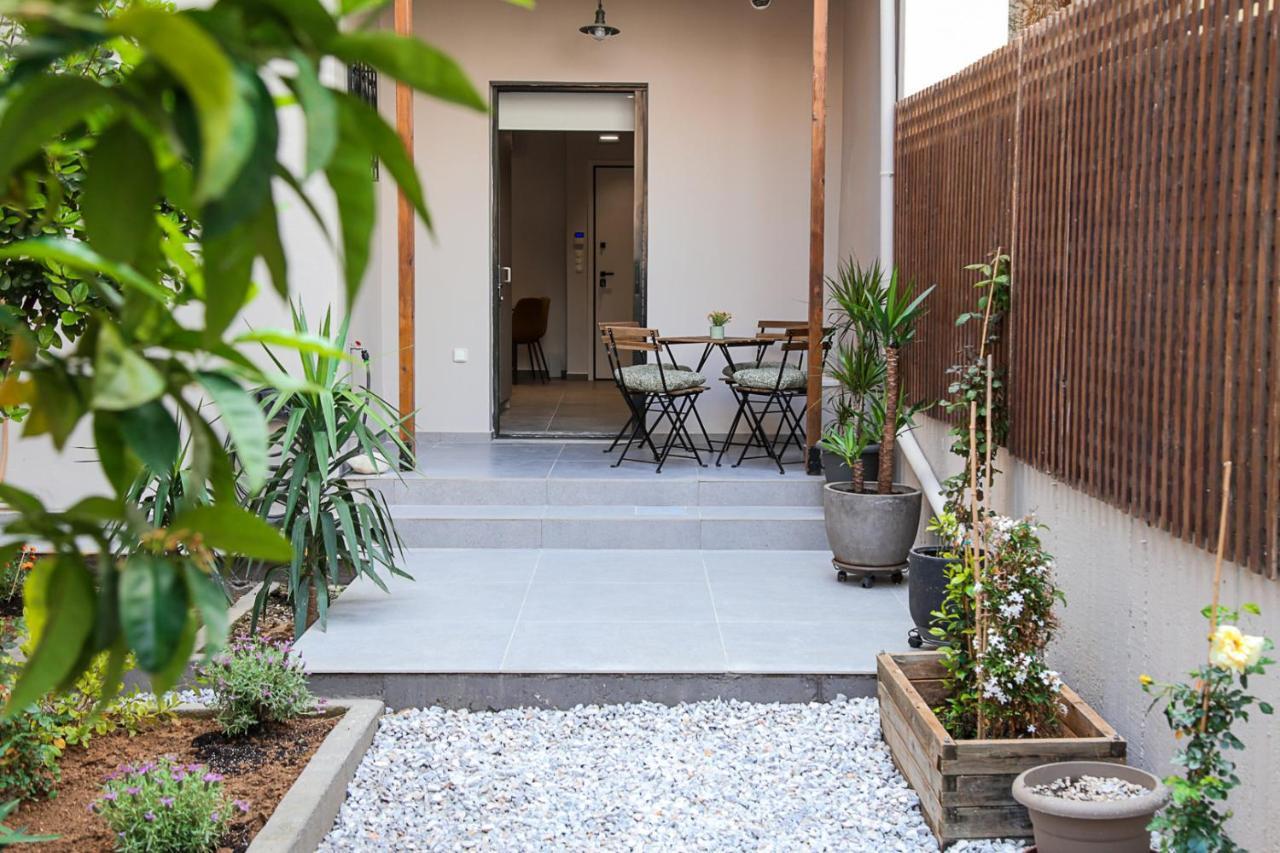 Caravin Wanderhome, 5 Min From Metro Nea Ionia Athens Ngoại thất bức ảnh
