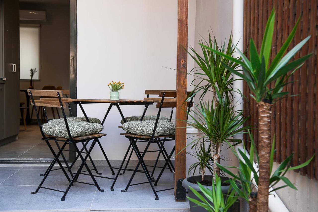 Caravin Wanderhome, 5 Min From Metro Nea Ionia Athens Ngoại thất bức ảnh